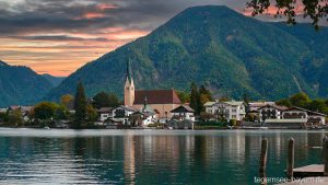 Malerwinkel Rottach Kirche See Rottach Egern Bayern Tegernsee Lifestyle Luxury