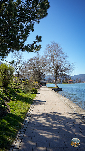 Seestraße in Rottach-Egern. Uferpromenade