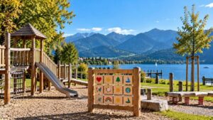 Bad Wiessee: Ersten Platz der Kinderrechte eingeweiht